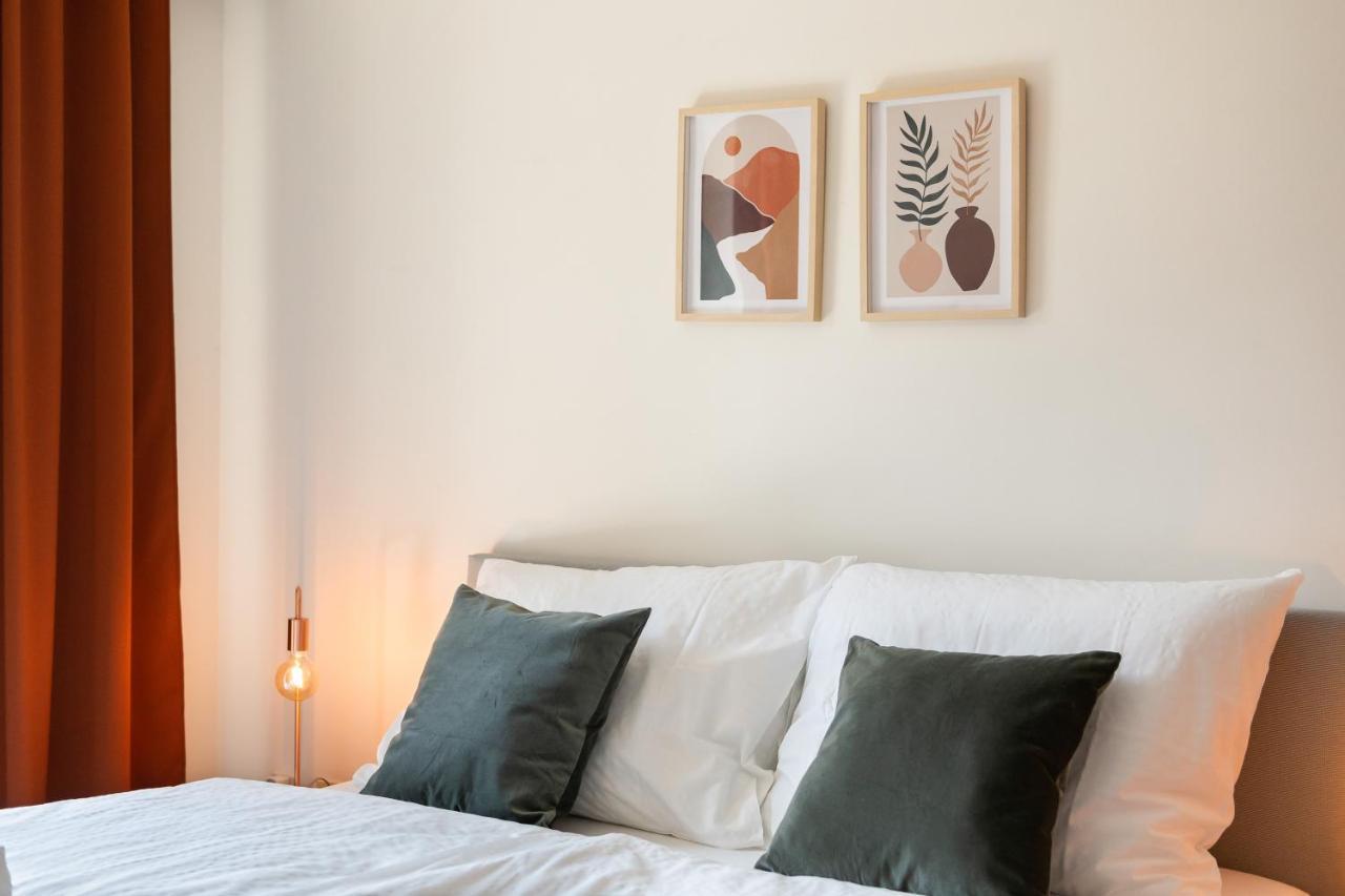 City Apartment 3 Bedroom, Kitchen, Wifi, Workspace, Coffee, Central Hasselt Luaran gambar