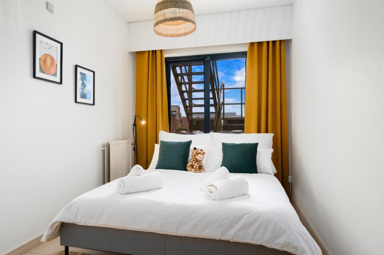 City Apartment 3 Bedroom, Kitchen, Wifi, Workspace, Coffee, Central Hasselt Luaran gambar